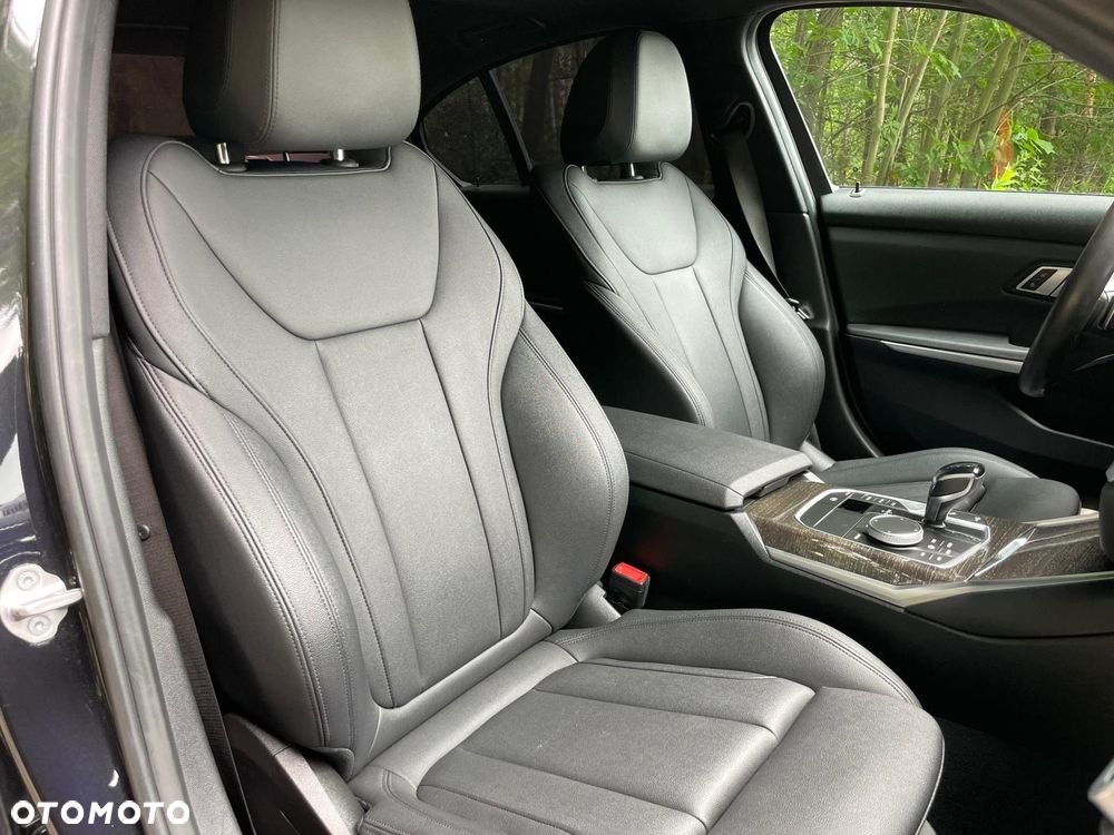 BMW Seria 3 - 19