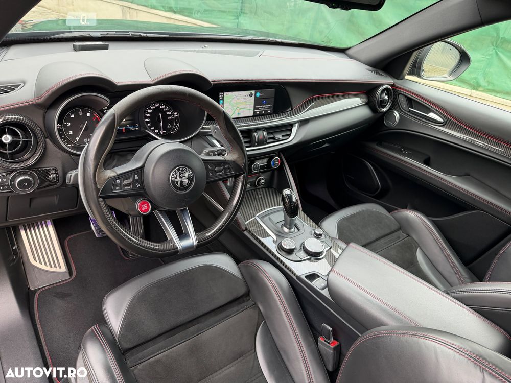 Alfa Romeo Stelvio 2.9 V6 Turbo AWD AT8 Quadrifoglio - 23