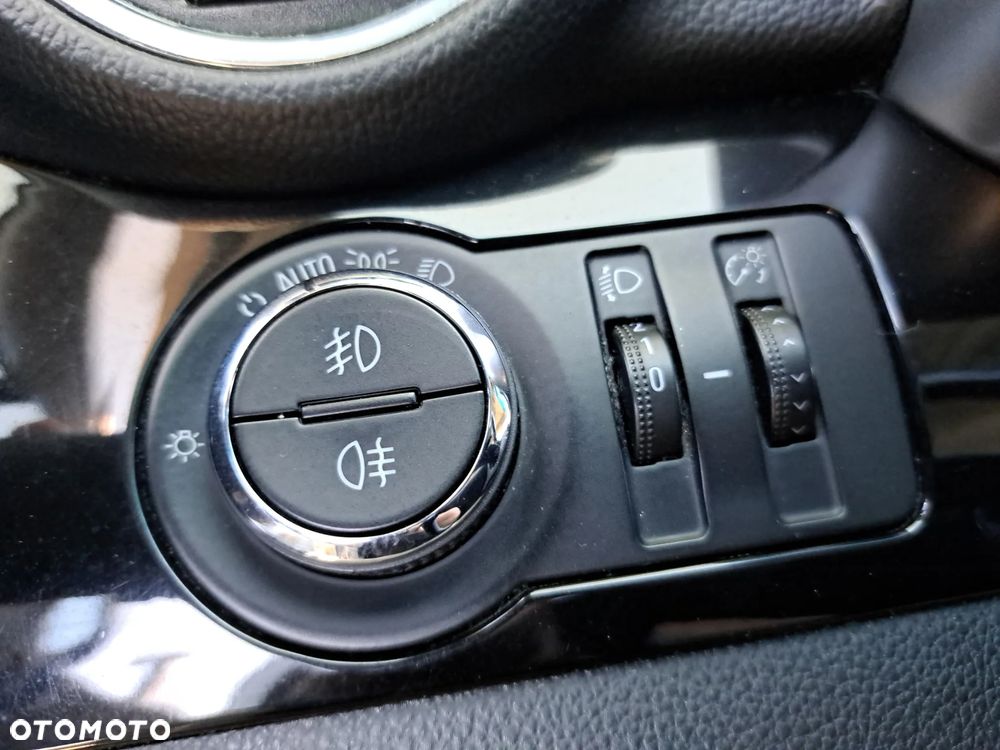 Chevrolet Orlando - 22