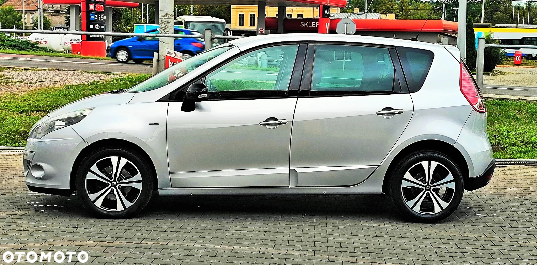 Renault Scenic 1.4 16V TCE Bose Edition - 2
