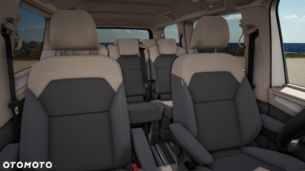 Volkswagen Multivan - 15