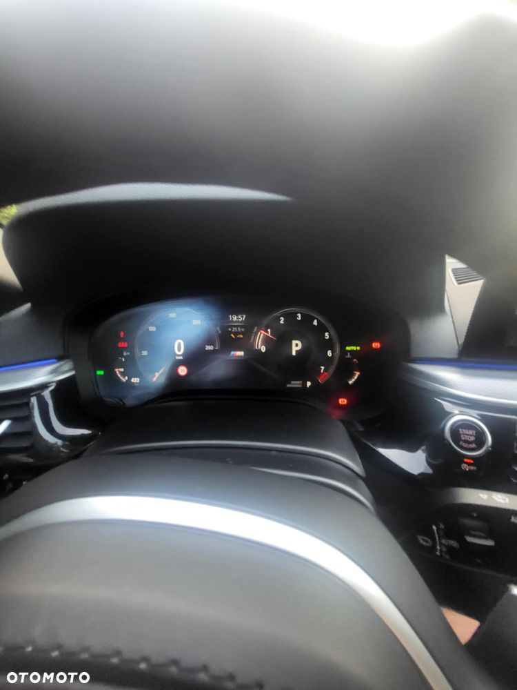 BMW Seria 5 530i M Sport Edition - 6