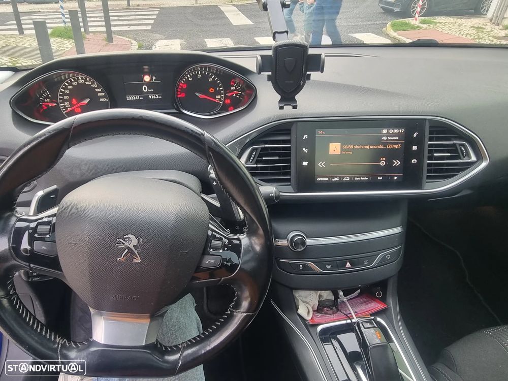 Peugeot 308 BlueHDi FAP 130 EAT6 Stop & Start Active - 13