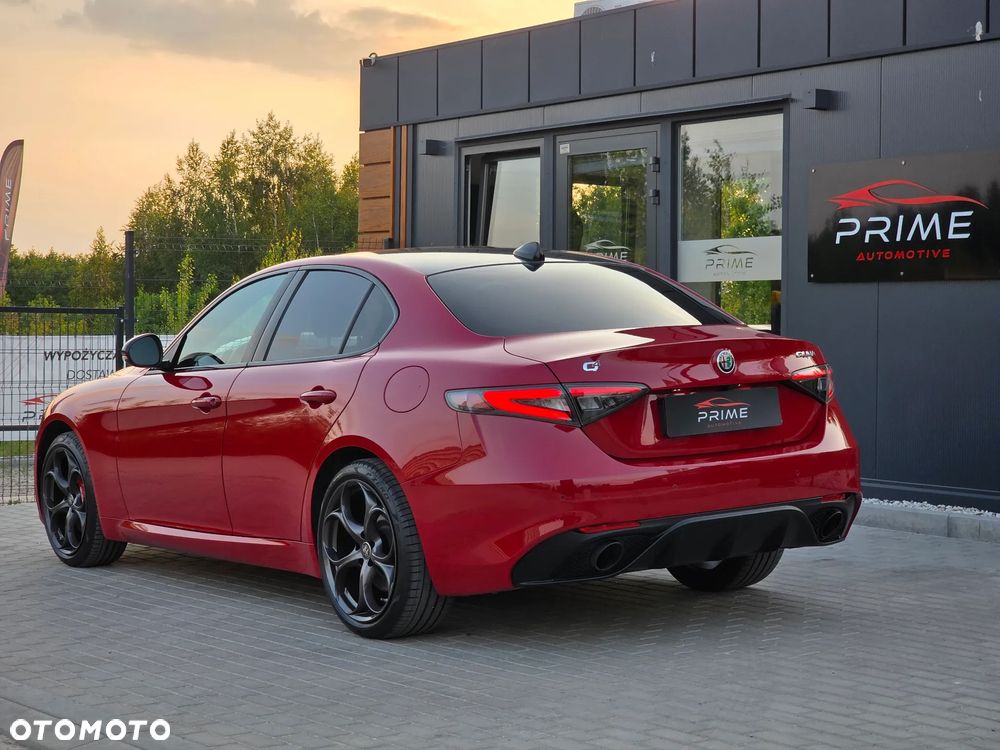 Alfa Romeo Giulia 2.0 Turbo Tributo Italiano Q4 - 11