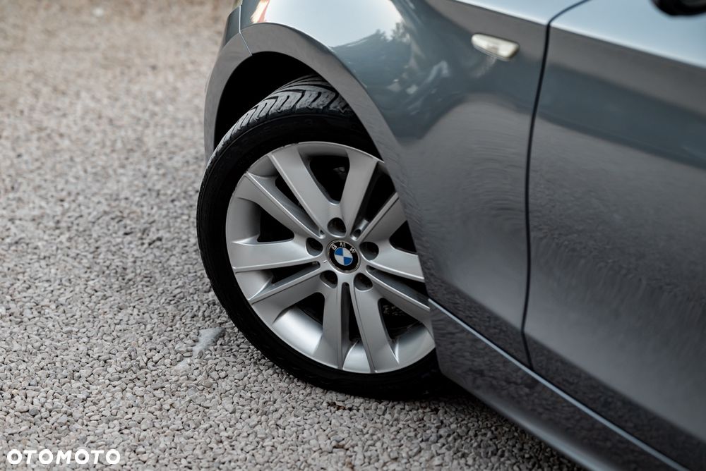BMW Seria 1 - 12