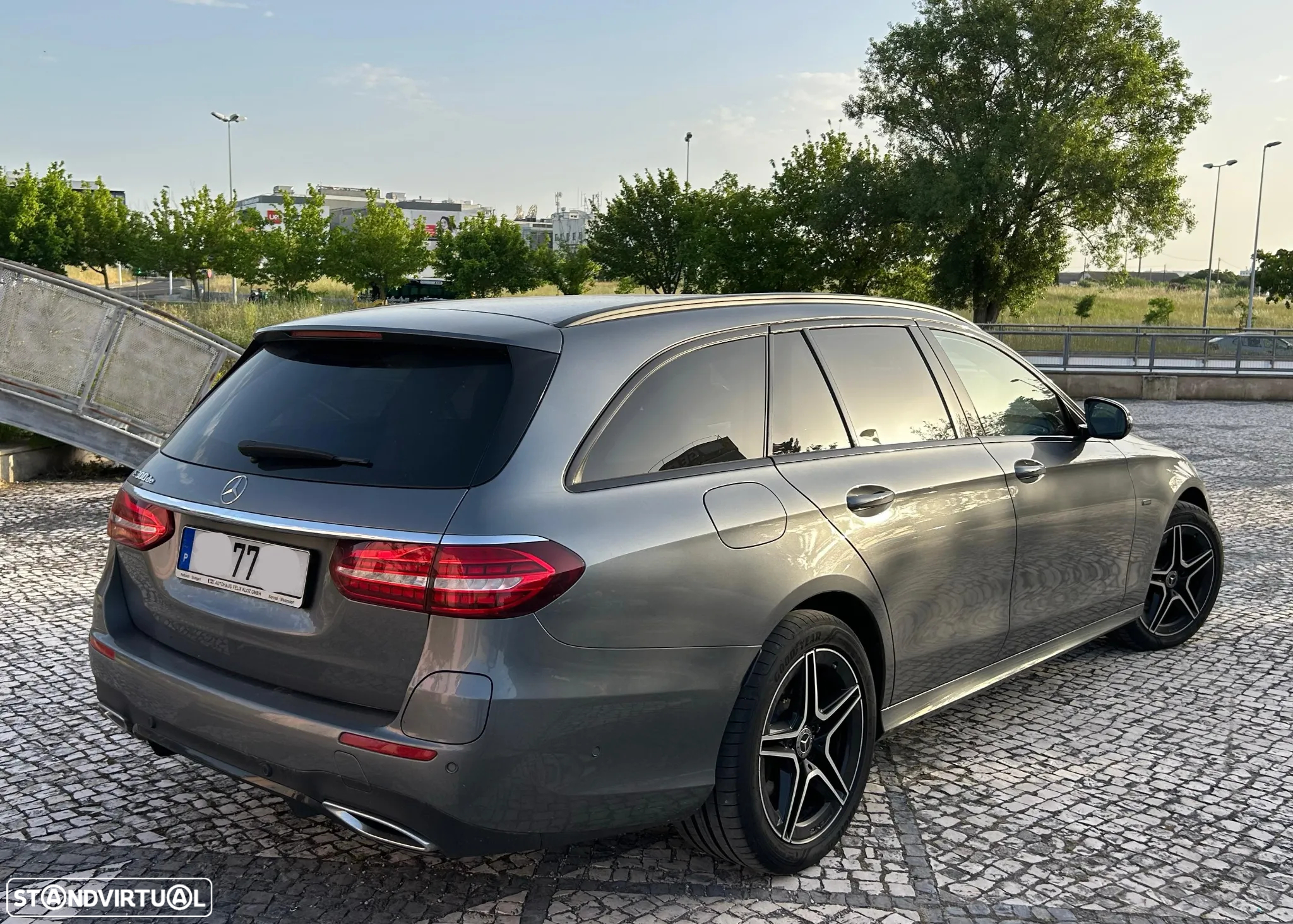 Mercedes-Benz E 300 de AMG Line - 5