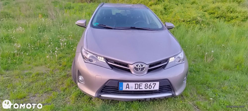 Toyota Auris 1.4 D-4D Dynamic - 3