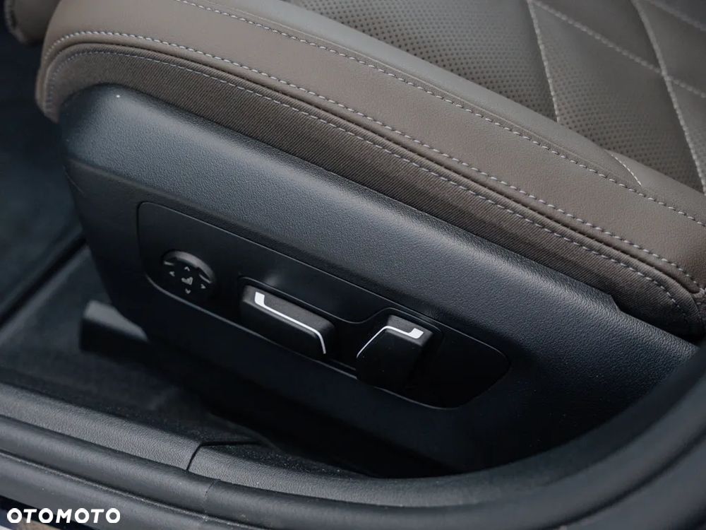 BMW Seria 5 - 13