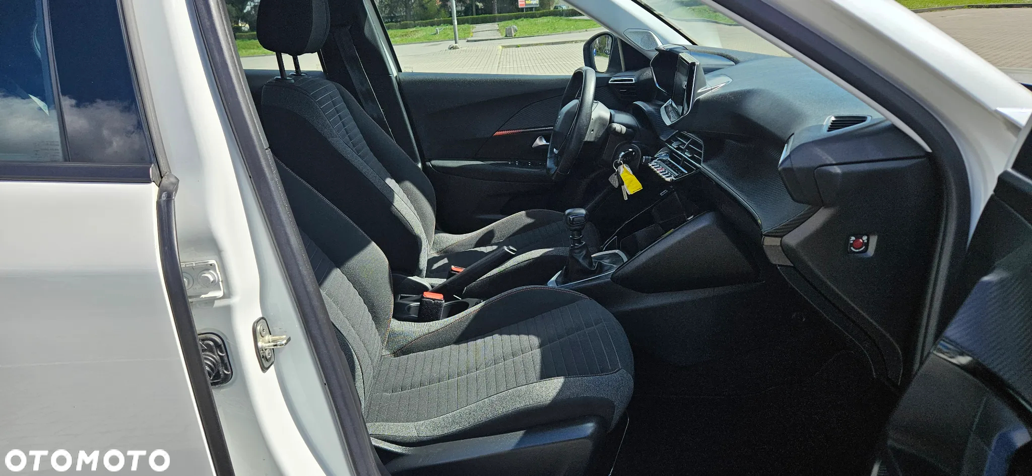 Peugeot 2008 PureTech 100 Allure - 11