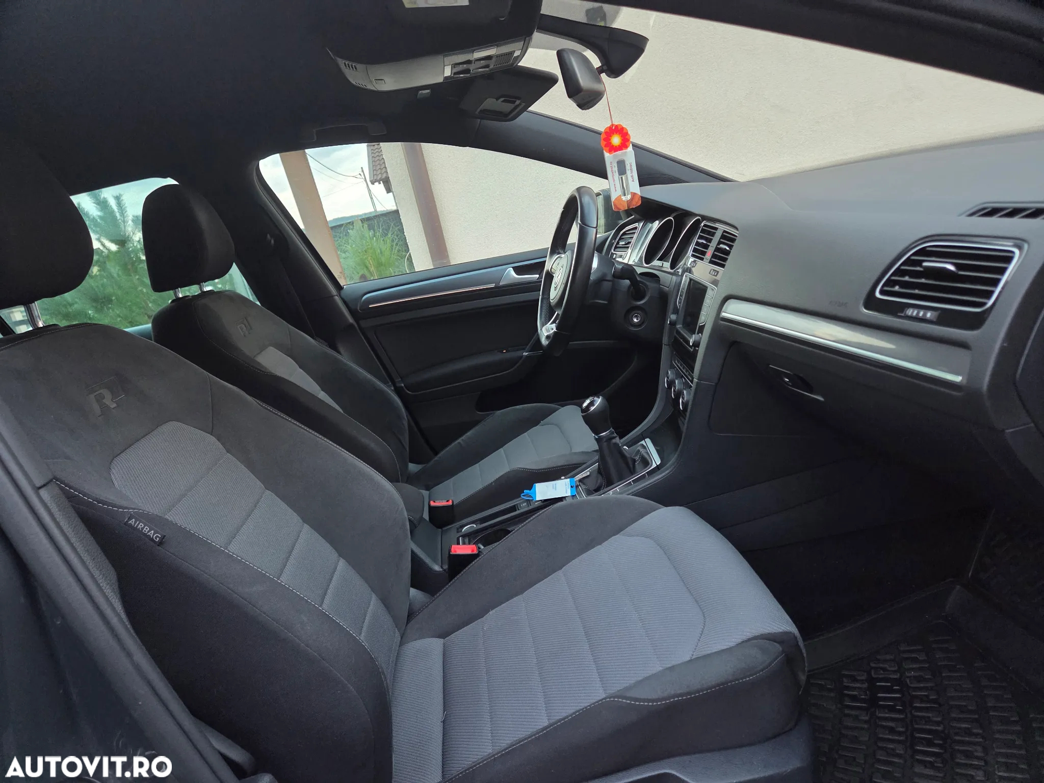 Volkswagen Golf - 7