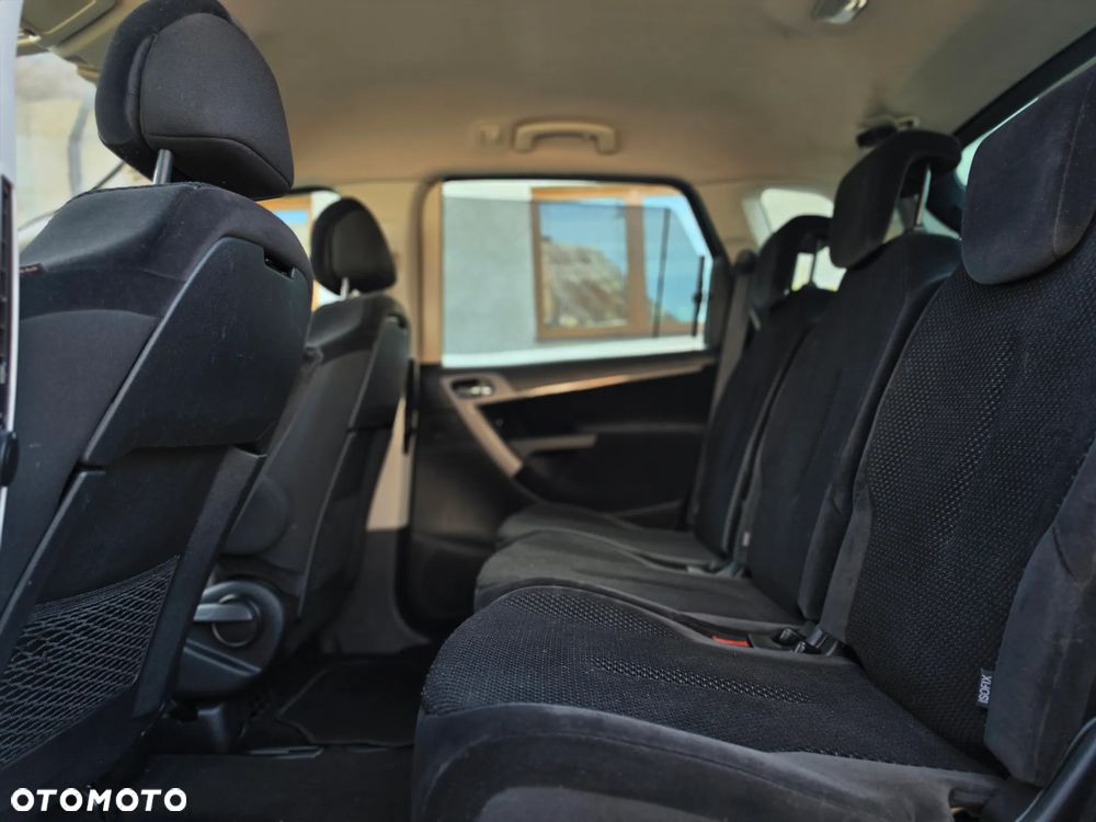 Citroën C4 Picasso - 23