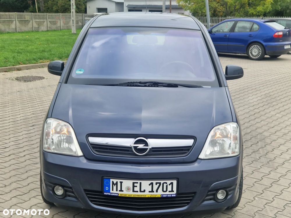 Opel Meriva 1.6 16V Cosmo - 11