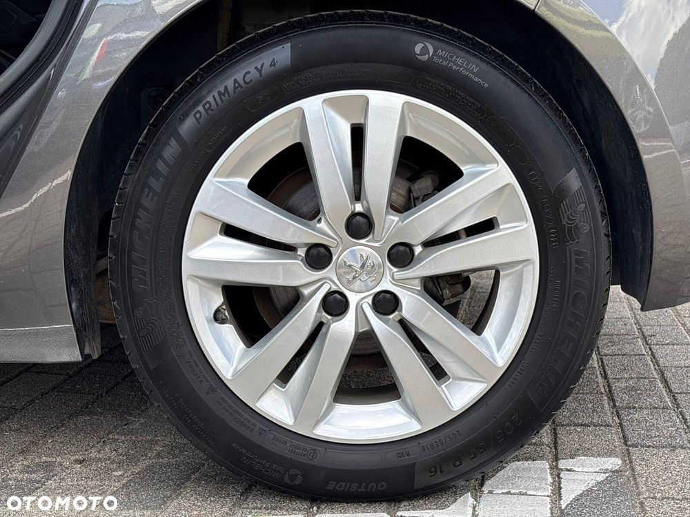 Peugeot 308 1.2 PureTech GPF Active Pack Business S&S - 27