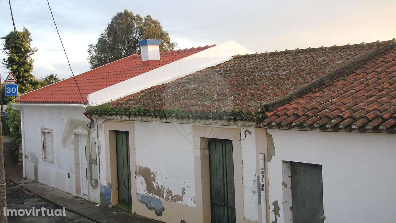 Moradia T2 para venda - Grande imagem: 2/10