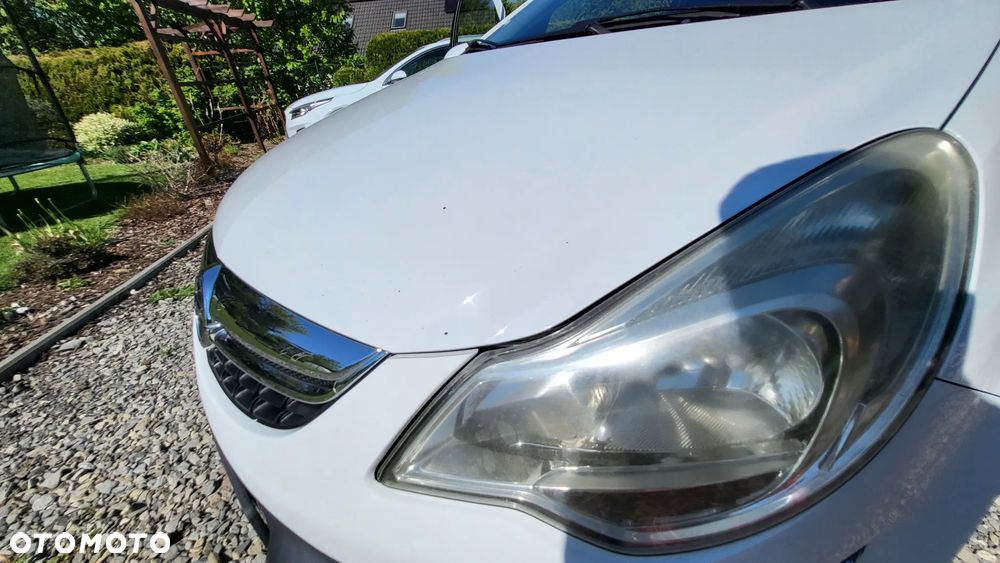 Opel Corsa 1.4 16V Color Edition - 16