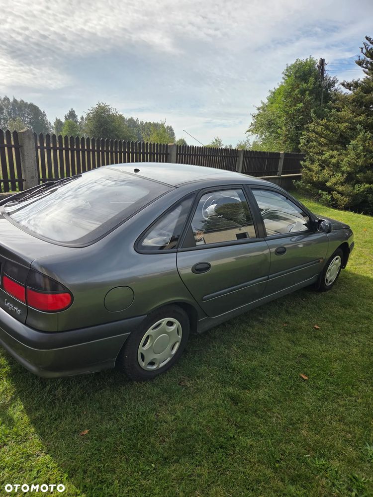 Renault Laguna 1997 photo 3