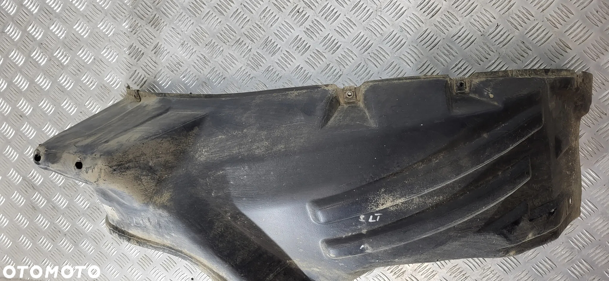Mitsubishi L200 V Nadkole Lewe Prawe Tył - 4