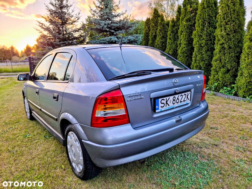Opel Astra 1.4 Start - 8