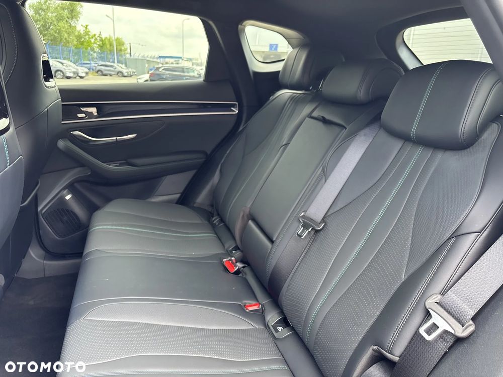 BYD Seal U 1.5T Design AWD - 15