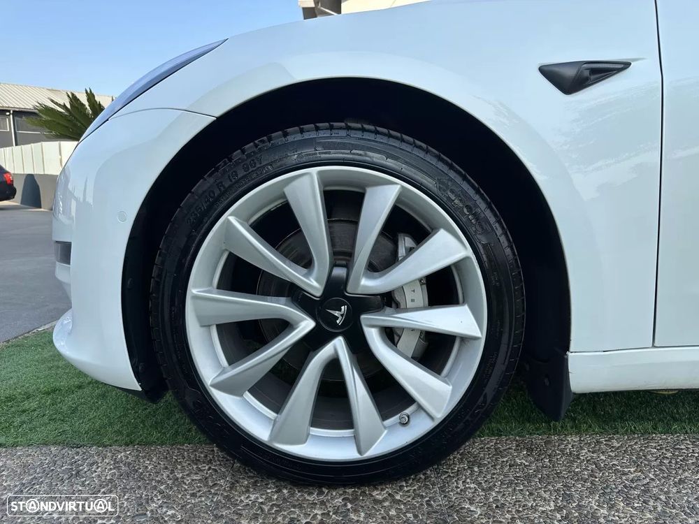 Tesla Model 3 Long-Range Dual Motor AWD - 19