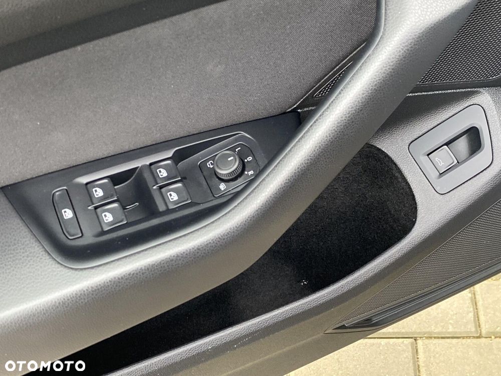 Volkswagen Passat - 9