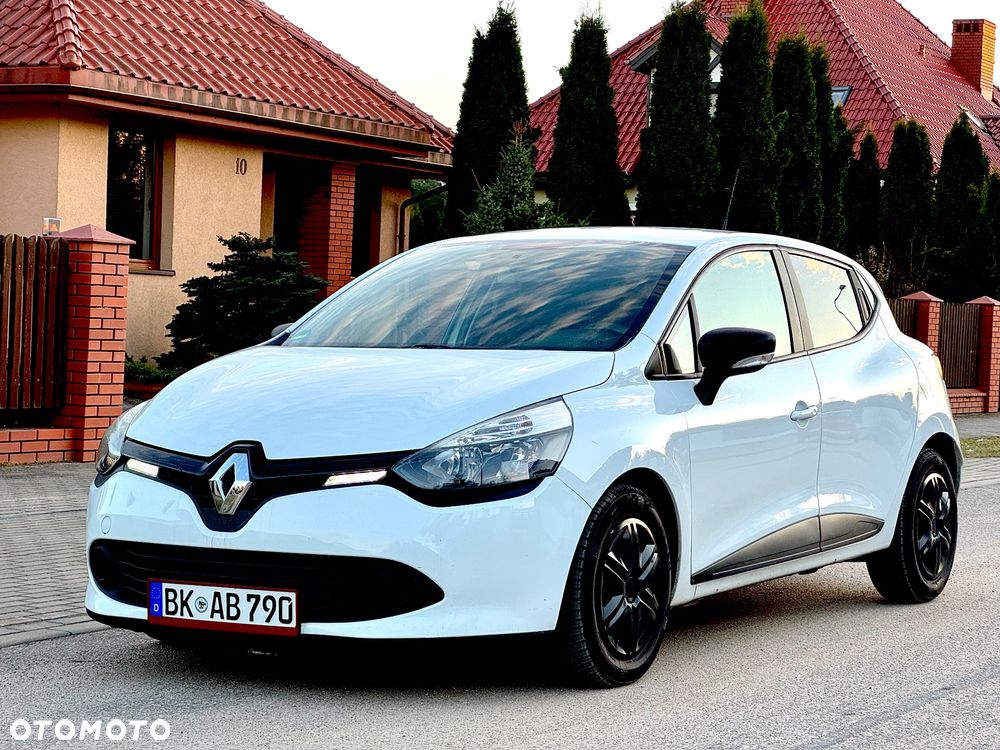 Renault Clio - 17