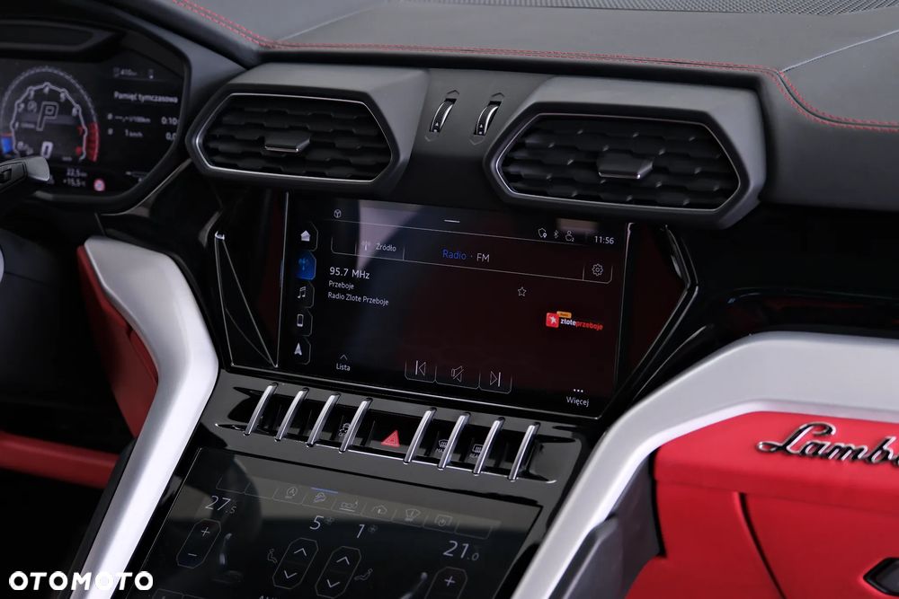 Lamborghini Urus - 34