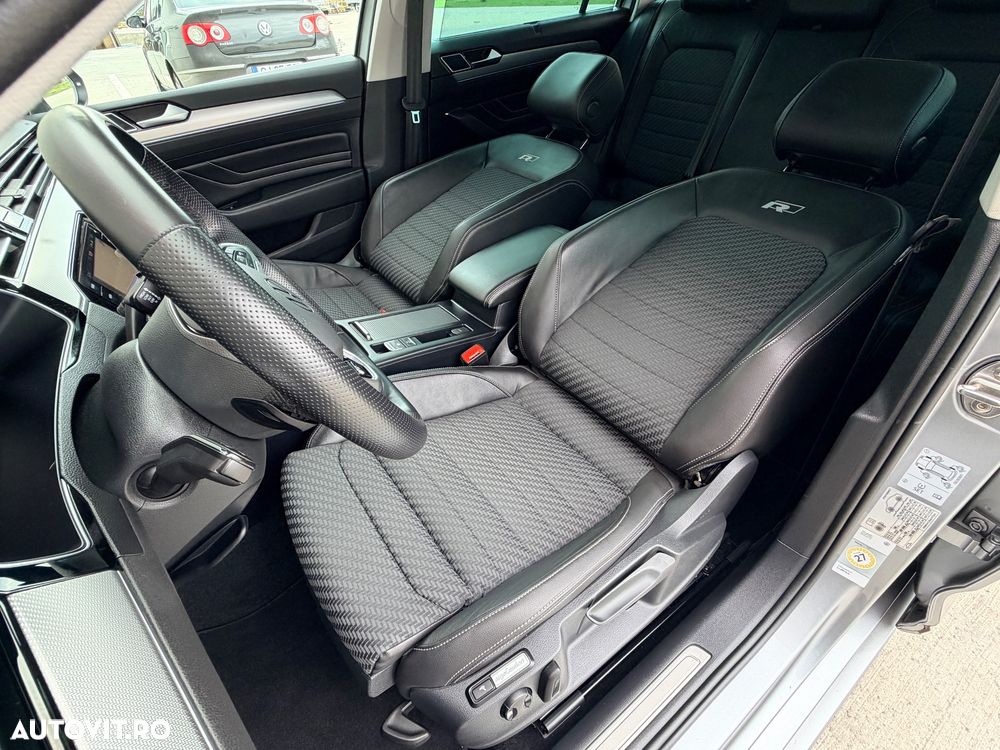 Volkswagen Passat 2.0 TDI SCR DSG R-Line - 8