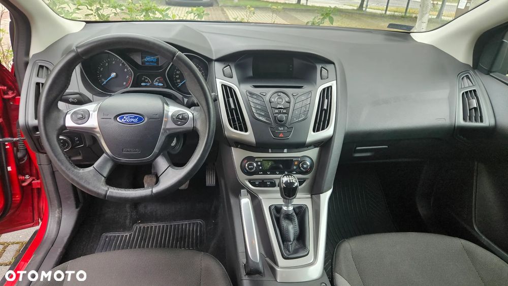 Ford Focus 1.0 EcoBoost Trend - 8