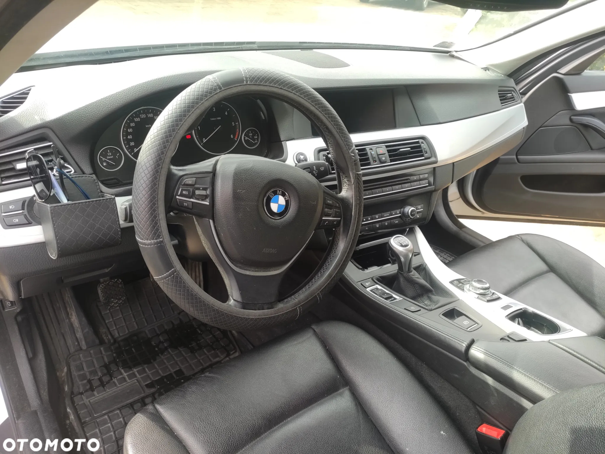 BMW Seria 5 520d - 8