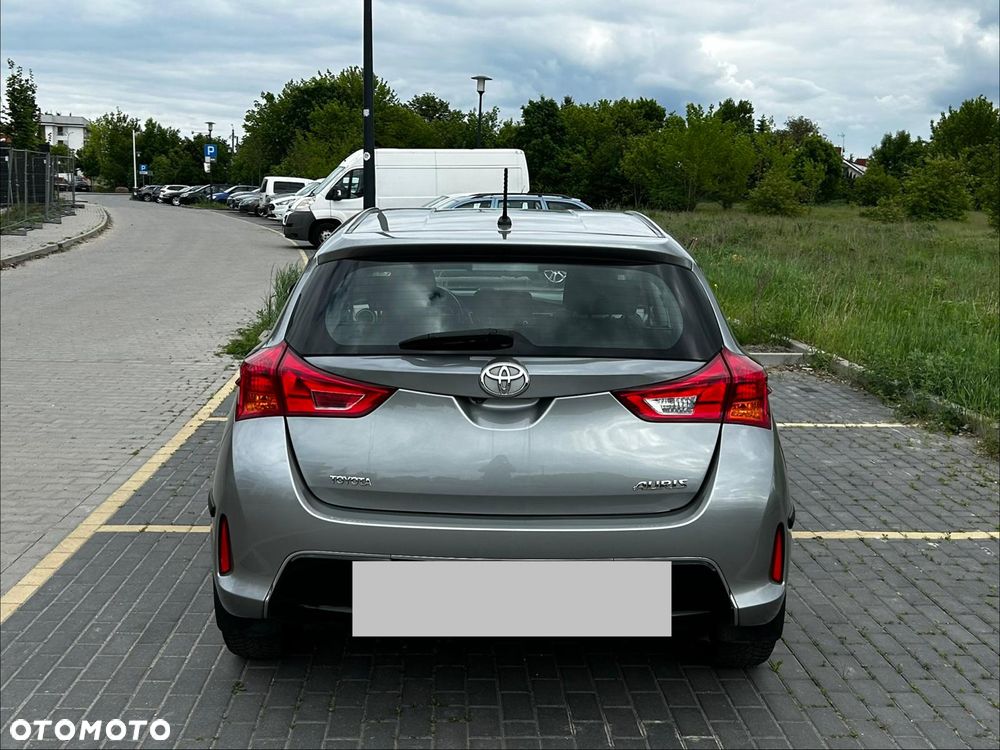 Toyota Auris 1.33 VVT-i Premium - 4