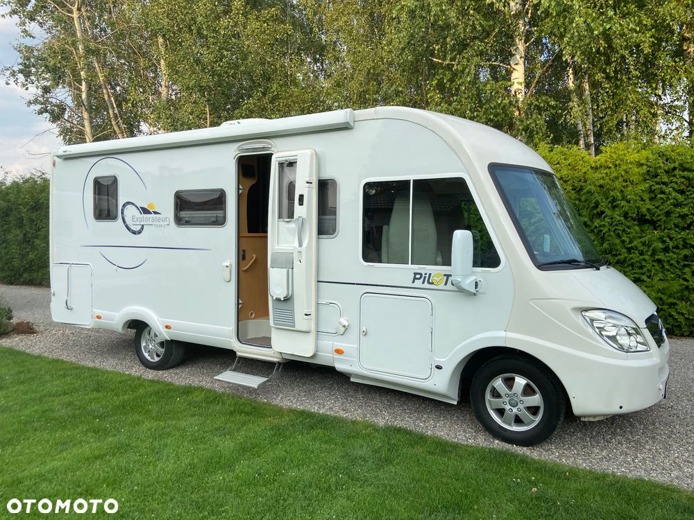 Mercedes-Benz Pilote Explorateur - 6