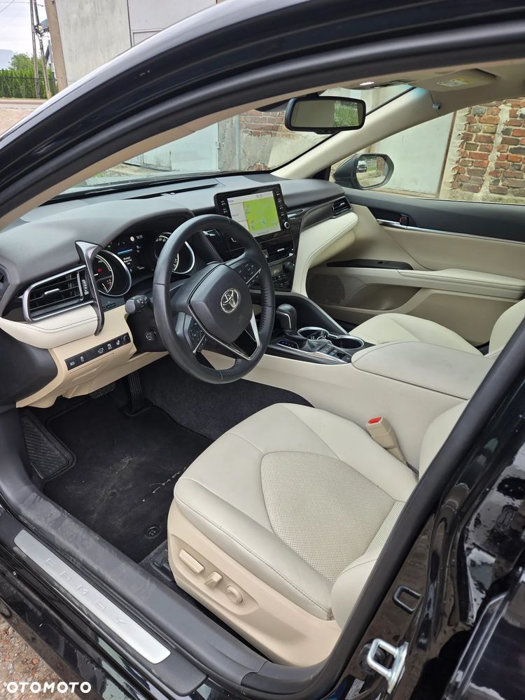 Toyota Camry 2.5 Hybrid Prestige CVT - 10