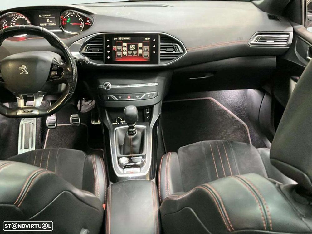 Peugeot 308 - 9