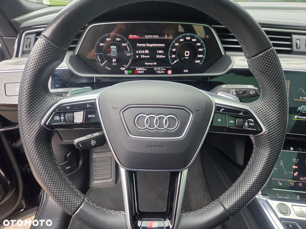 Audi e-tron 55 Quattro S Line - 13