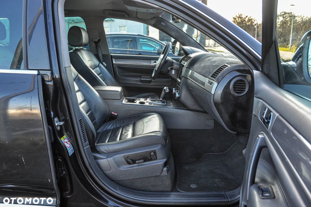 Volkswagen Touareg - 11