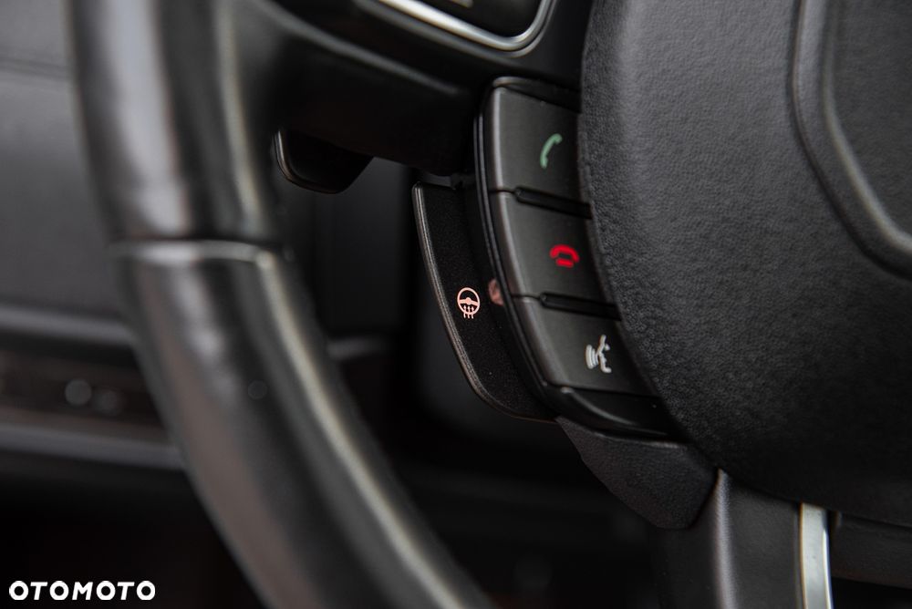 Land Rover Range Rover Evoque - 20