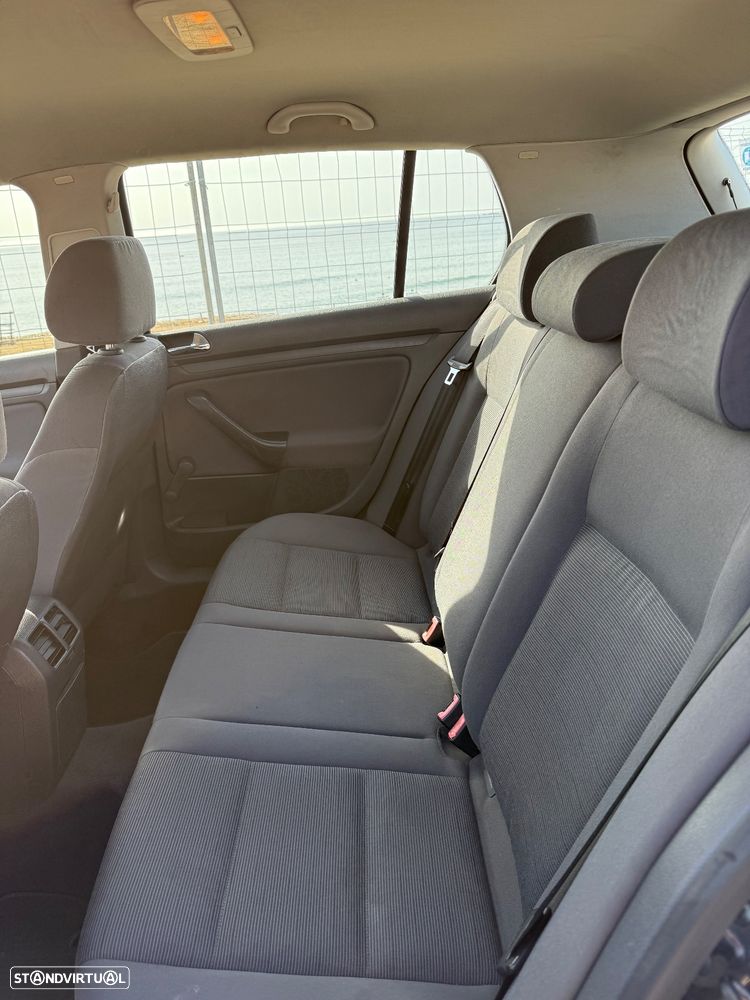 VW Golf 1.4 FSi Confortline - 8