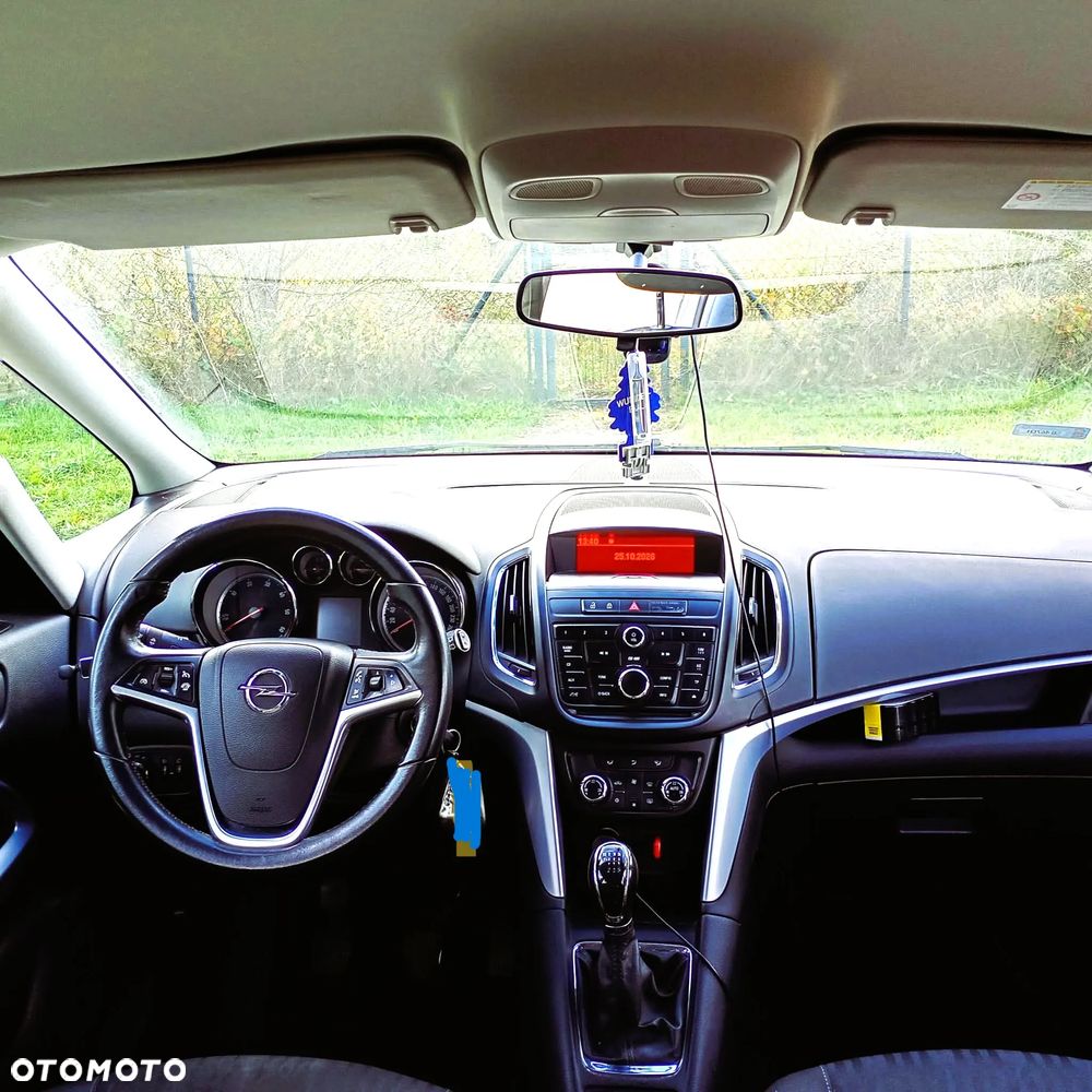 Opel Zafira - 7