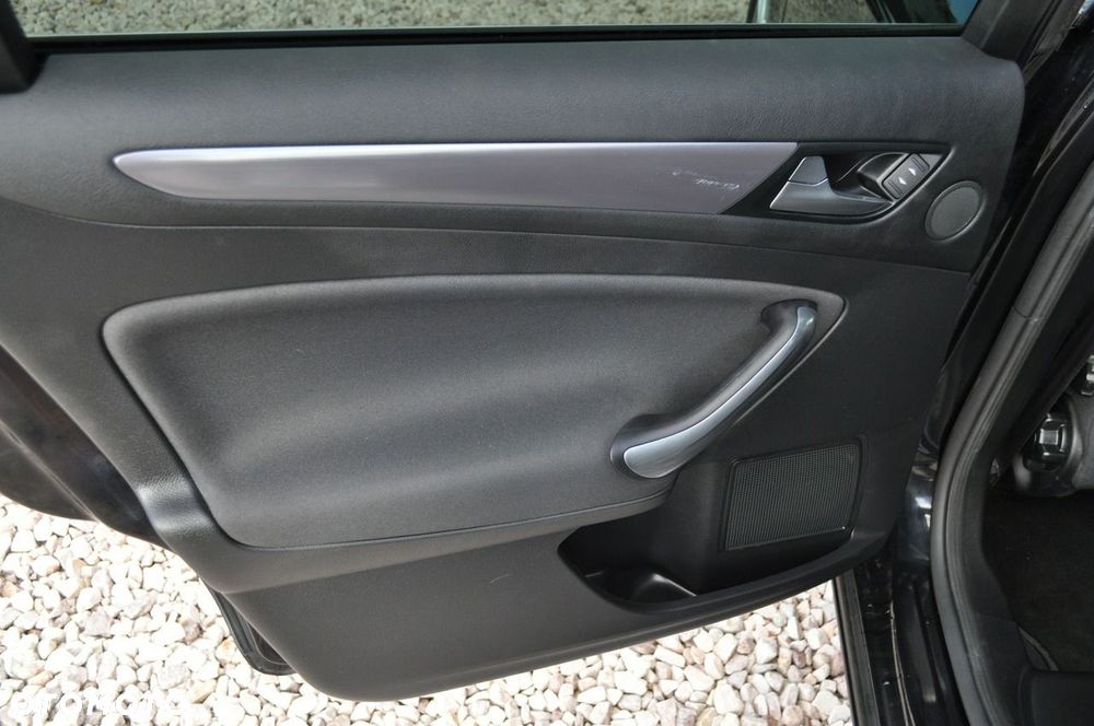 Ford Mondeo 2.0 Titanium - 27