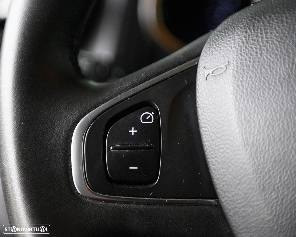 Renault Clio 0.9 TCe Limited - 34