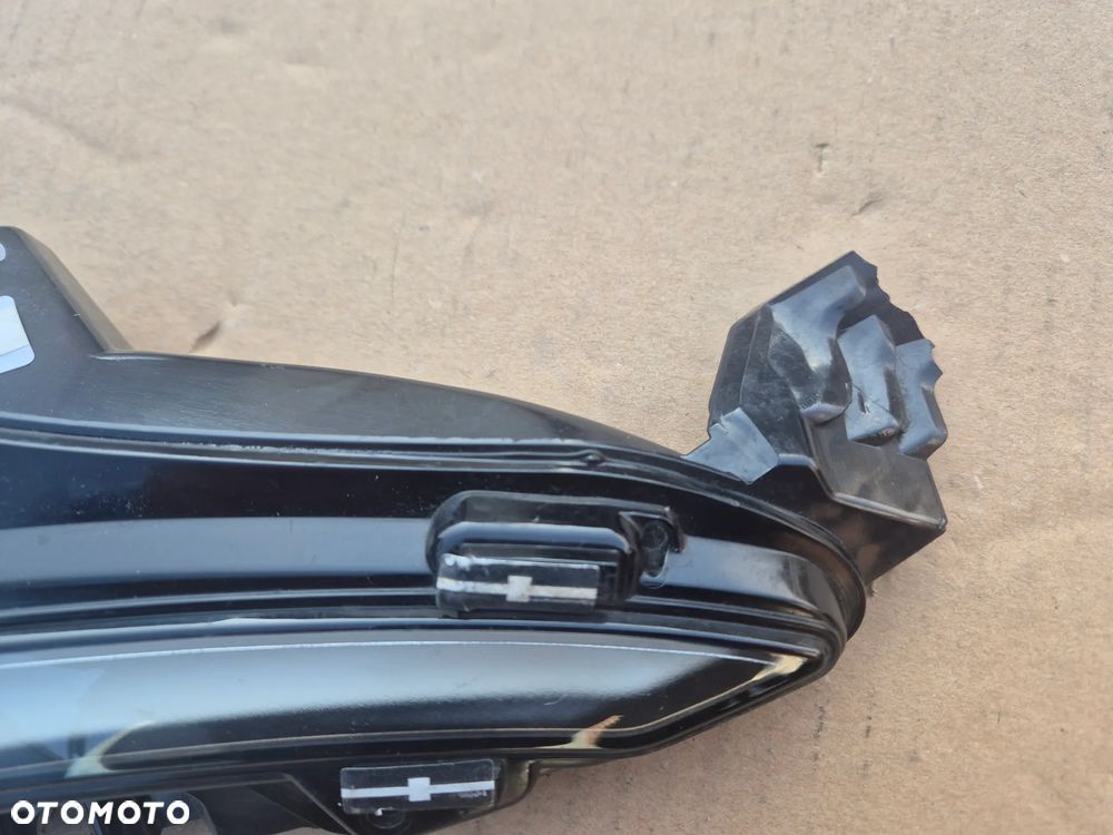 Fiat 500e kierunkowskaz prawy.DRL.LED. 2021-2025Na maskę - 4