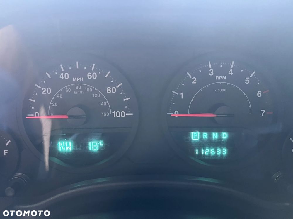Jeep Wrangler Unlimited 3.8 Automatik Sahara - 11
