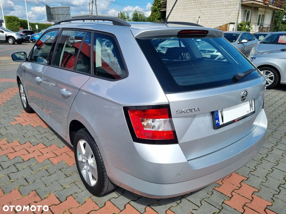 Skoda Fabia 1.0 TSI Ambition - 4
