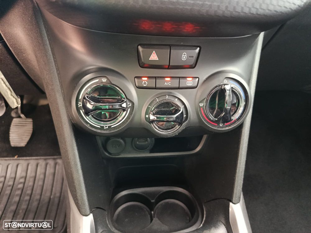 Peugeot 2008 1.2 PureTech Style - 29