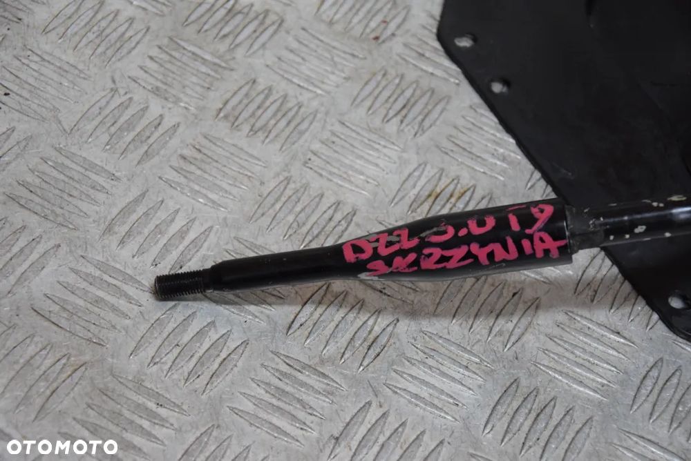 NISSAN NAVARA D22 LEWAREK BIEGÓW REDUKTORA - 3