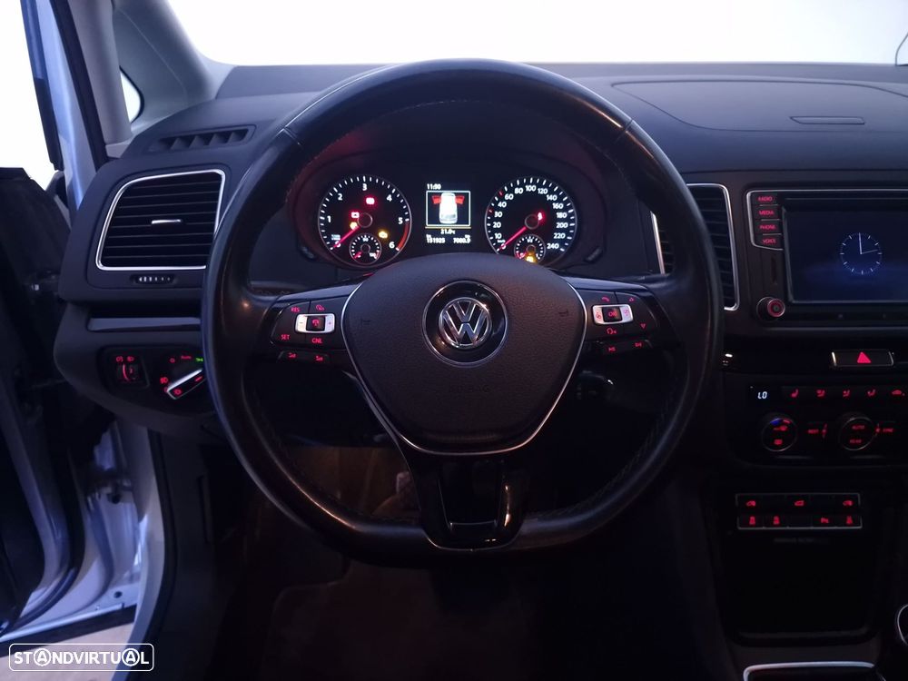 VW Sharan 2.0 TDI Blue Highline - 22