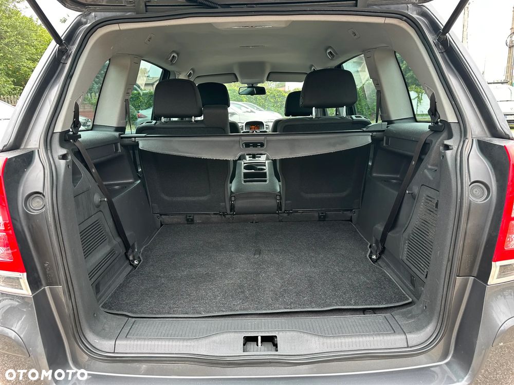Opel Zafira - 29