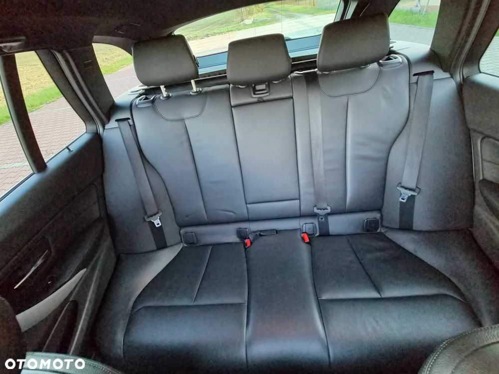 BMW Seria 3 320d xDrive M Sport - 31