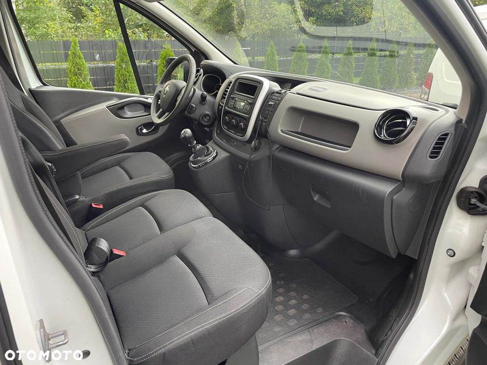 Renault TRAFIC - 5